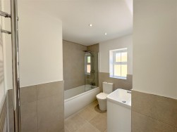 Costhorpe, Carlton in Lindrick, Worksop. S81 9QR