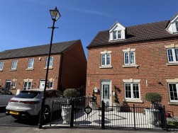 Kensington Way, Worksop