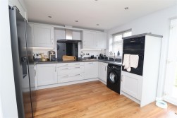 Wallingbrook Rise, Worksop