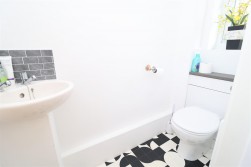 Pinfold Drive, Carlton-In-Lindrick, Worksop