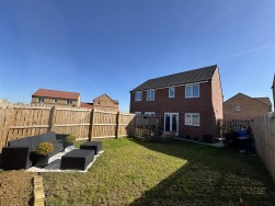Bullfinch Court, Langold