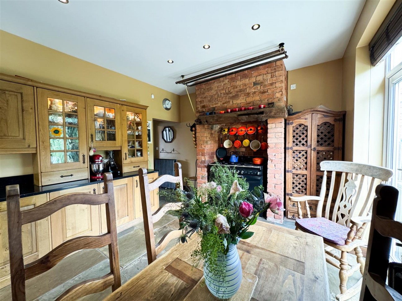 Manton Villas, Worksop