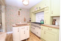 Avon Way, Worksop