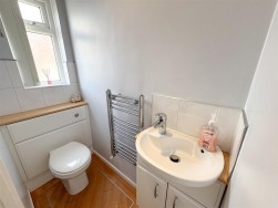 Trueman Court, Worksop