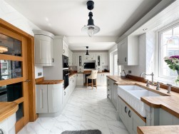 Avon Way, Worksop