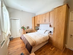 High Road, Carlton-In-Lindrick, Worksop