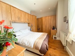 High Road, Carlton-In-Lindrick, Worksop