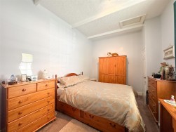 High Road, Carlton-In-Lindrick, Worksop