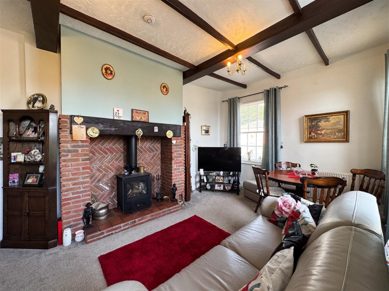 High Road, Carlton-In-Lindrick, Worksop