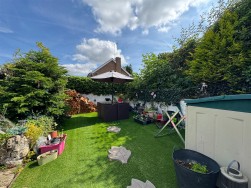 High Road, Carlton-In-Lindrick, Worksop