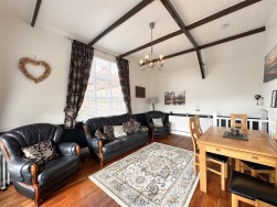 High Road, Carlton-In-Lindrick, Worksop