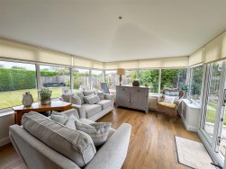 Stirling Drive, Carlton-In-Lindrick, Worksop