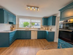 Stirling Drive, Carlton-In-Lindrick, Worksop