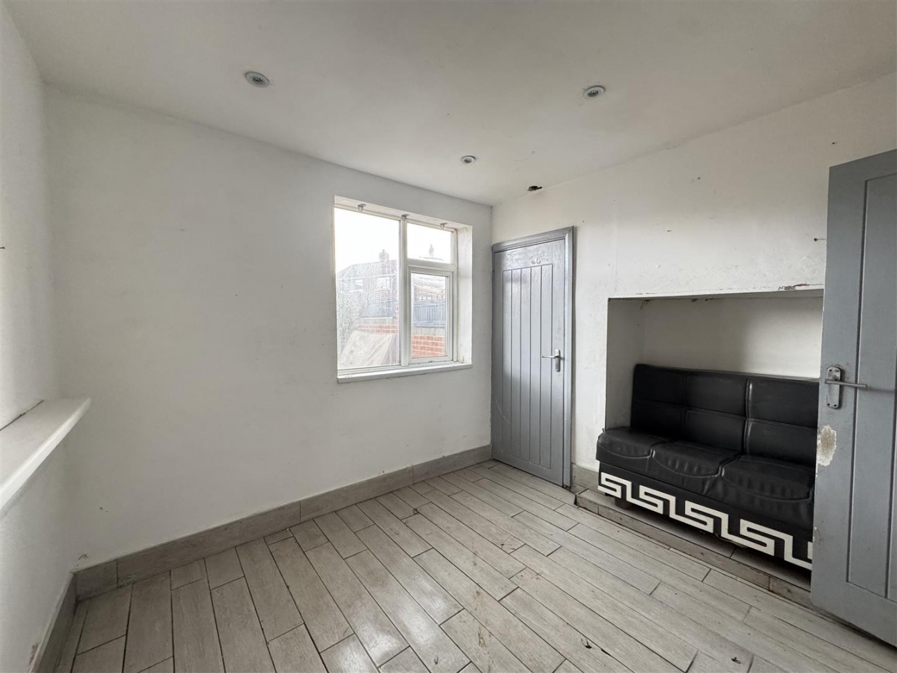 Dukeries Crescent, Worksop