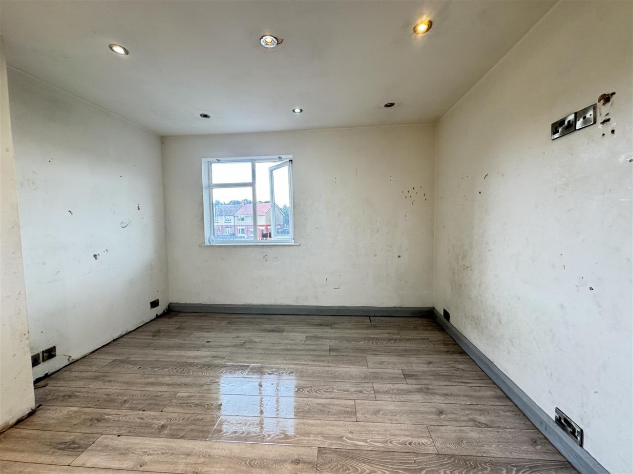 Dukeries Crescent, Worksop