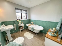 Long Lane, Carlton-In-Lindrick, Worksop