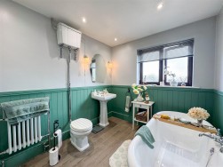 Long Lane, Carlton-In-Lindrick, Worksop