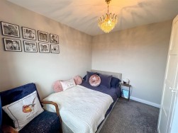 Bramlyn Close, Clowne, Chesterfield