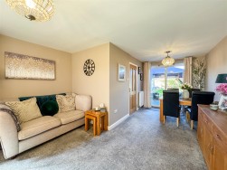 Bramlyn Close, Clowne, Chesterfield
