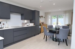 Barrowby Court, Worksop