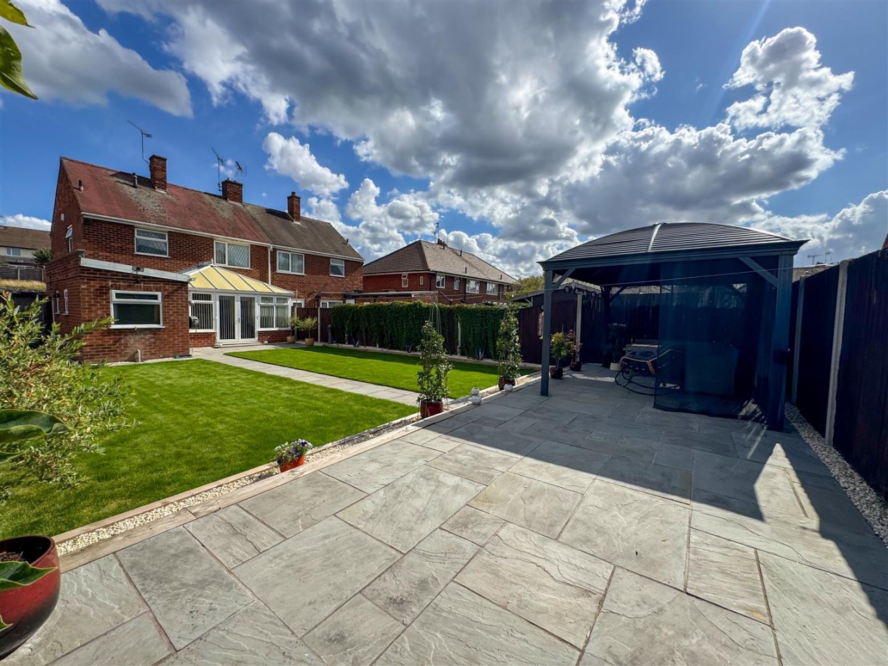 Valley Road, Worksop