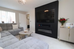 Kensington Close, Laughton Common, Sheffield