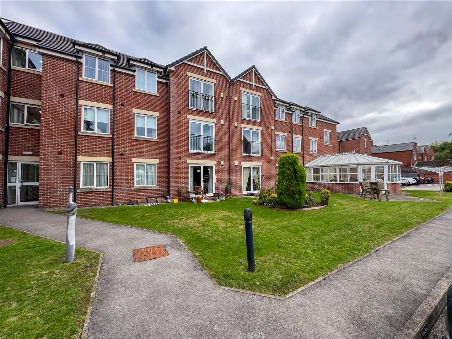 Royal Court, Worksop