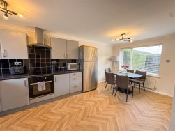 Ravens Court, Worksop