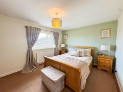 Ravens Court, Worksop