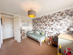 Ravens Court, Worksop