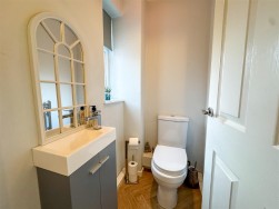 Ravens Court, Worksop