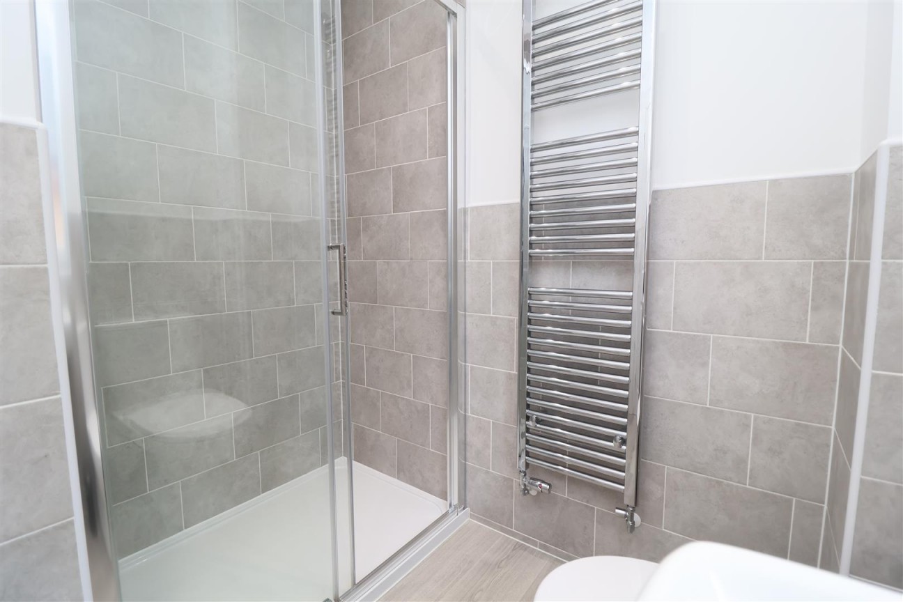 Wallis Grove, Harworth