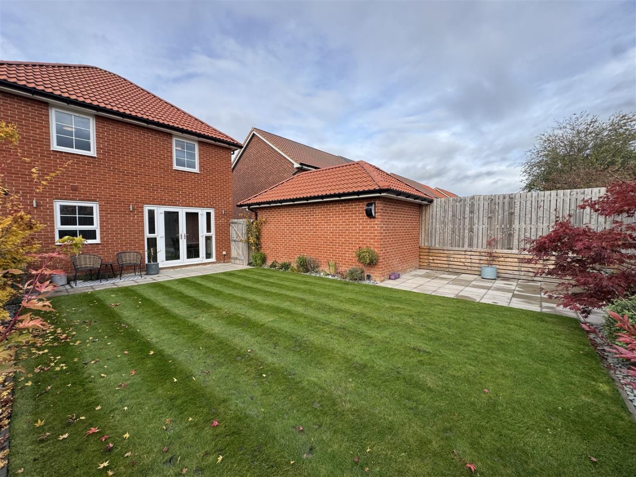 Wallis Grove, Harworth