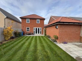 Wallis Grove, Harworth