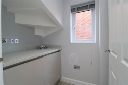 Wallis Grove, Harworth