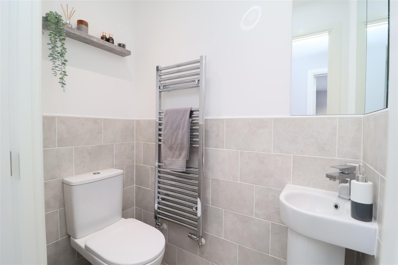 Wallis Grove, Harworth