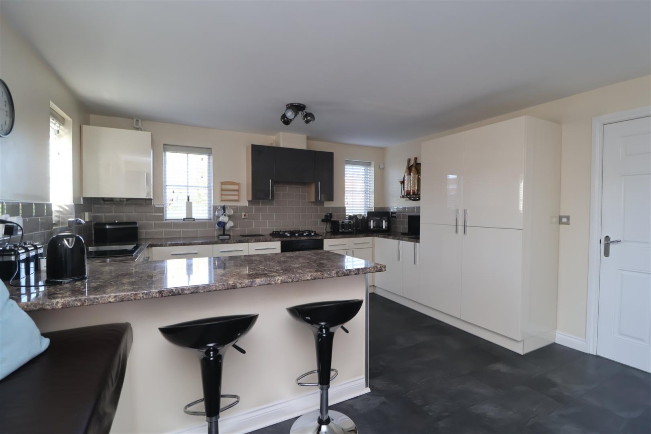 Samian Close, Worksop