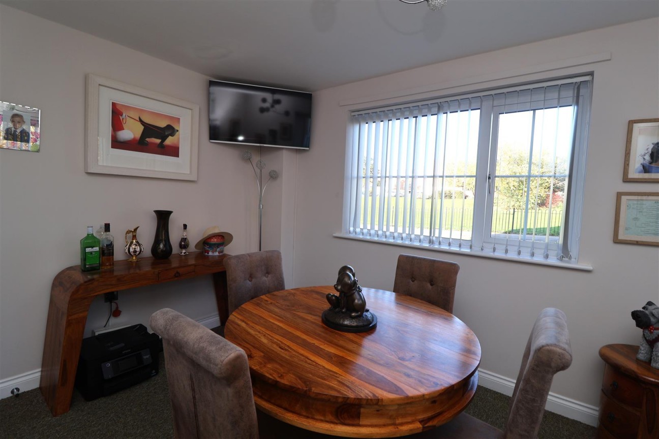 Samian Close, Worksop