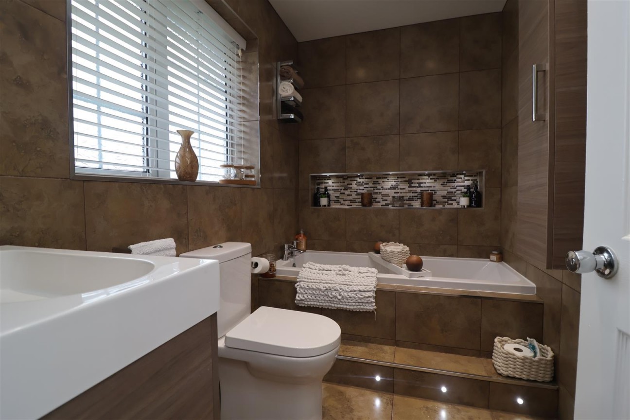 Oxford Road, Carlton-In-Lindrick, Worksop