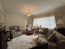 Edinburgh Drive, North Anston, S25
