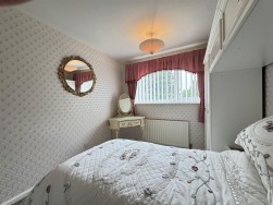 Edinburgh Drive, North Anston, S25