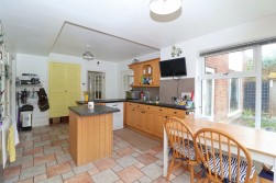 Dunstan Crescent, Worksop, S80