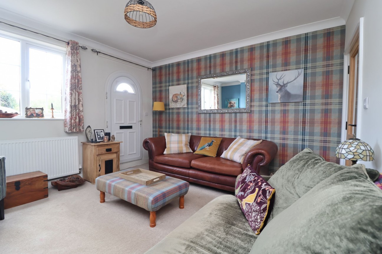 Shireoaks Row, Shireoaks, S81