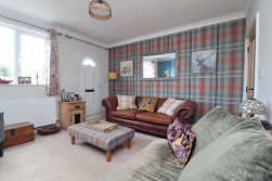Shireoaks Row, Shireoaks, S81