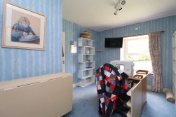 High Road, Carlton-In-Lindrick, S81