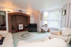 High Road, Carlton-In-Lindrick, S81