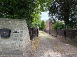High Road, Carlton-In-Lindrick, S81