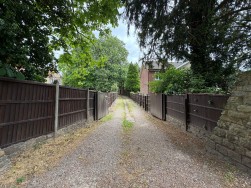 High Road, Carlton-In-Lindrick, S81