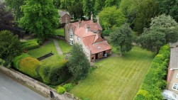 High Road, Carlton-In-Lindrick, S81