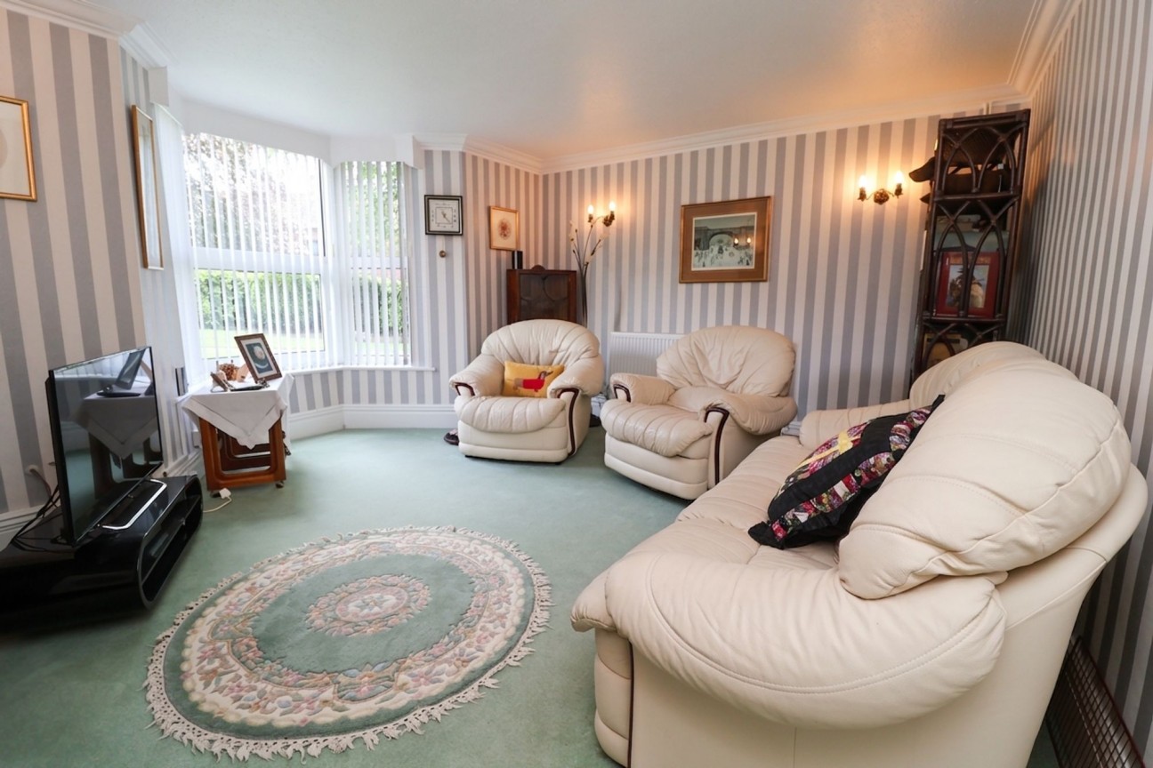 High Road, Carlton-In-Lindrick, S81